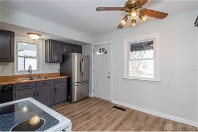 1908 Wilmington Pike, Dayton, OH 45420 - Photo 9
