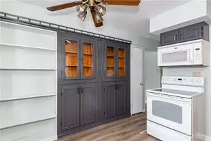 1908 Wilmington Pike, Dayton, OH 45420 - Photo 17