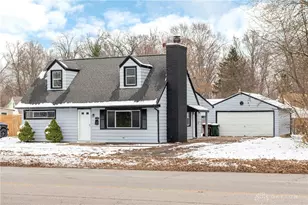 1908 Wilmington Pike, Dayton, OH 45420 - Photo 3