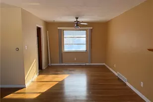 824 Lovetta Dr, Dayton, OH 45429 - Photo 3