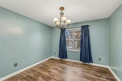 3220 Gardenia Drive, Troy, OH 45373 - Photo 7