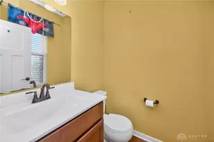 1667 Ardennes Oak Dr, Bellbrook, OH 45305 - Photo 9