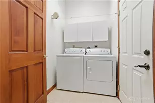 1360 Yankee Vineyards, Dayton, OH 45458 - Photo 55