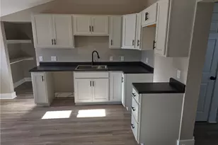 226 E Main St, Union City, OH 45390 - Photo 5