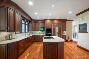 1569 Tulipwoods Cir, Washington Twp, OH 45459 - Photo 17