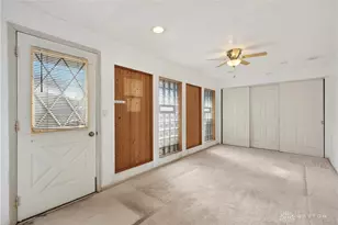 978 Marycrest Ln, Dayton, OH 45429 - Photo 21