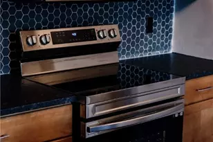 434 E 1st St, Dayton, OH 45402 - Photo 11