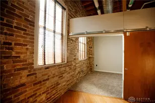 434 E 1st St, Dayton, OH 45402 - Photo 17