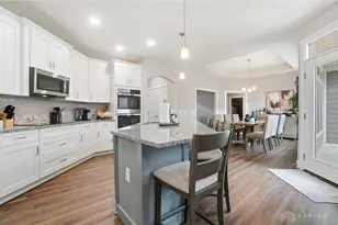 1444 Triple Crown Wy, Beavercreek Twp, OH 45385 - Photo 15