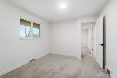 2629 N Emerald Drive, Dayton, OH 45431 - Photo 33