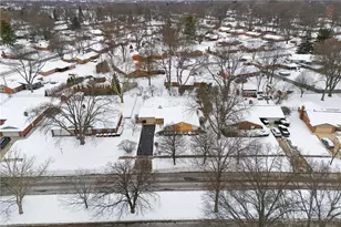 2409 E Rahn Rd, Dayton, OH 45440 - Photo 35