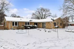 2409 E Rahn Rd, Dayton, OH 45440 - Photo 7