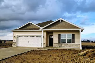 2912 Hoying Dr, Troy, OH 45373 - Photo 1