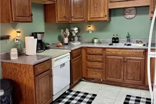 519 Walnut St, Greenville, OH 45331 - Photo 7