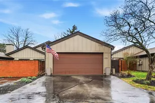 6161 Quinella Way, Centerville, OH 45459 - Photo 35