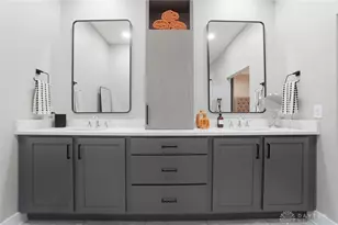 9363 Rochelle Ln, Clearcreek Twp, OH 45458 - Photo 33