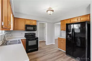 140 Hollytree Dr, Middletown, OH 45044 - Photo 21