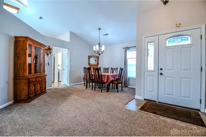 6774 Evergreen Circle, Huber Heights, OH 45424 - Photo 5