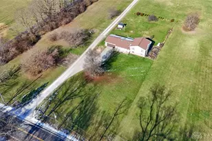 8966 Haddix Rd, Fairborn, OH 45324 - Photo 45