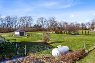 8966 Haddix Rd, Fairborn, OH 45324 - Photo 39