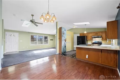 8966 Haddix Road, Fairborn, OH 45324 - Photo 9