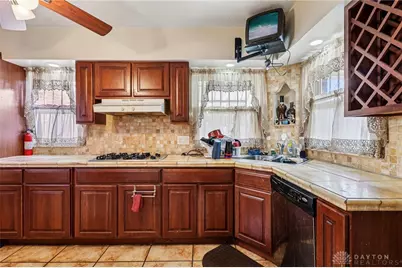 1740 Burbank Drive, Dayton, OH 45406 - Photo 9