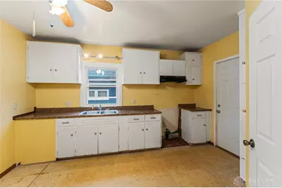 216 E Beechwood Avenue, Dayton, OH 45405 - Photo 11