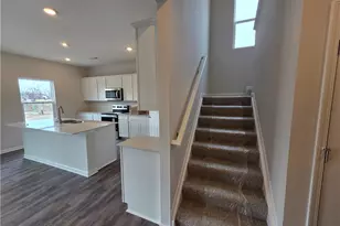 3158 Scarborough Ct, Butler Twp, OH 45414 - Photo 15