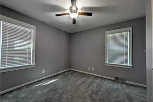 445 Peach Orchard Ave, Dayton, OH 45419 - Photo 7