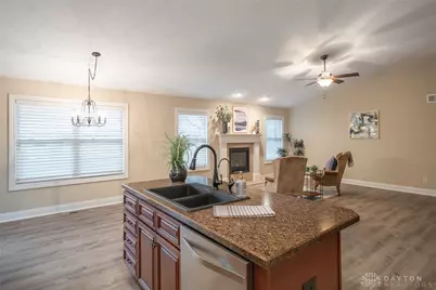 110 Eagle Ridge Drive, Carlisle, OH 45005 - Photo 7