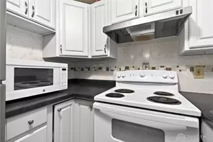 556 Shadowlawn Ave, Dayton, OH 45419 - Photo 13