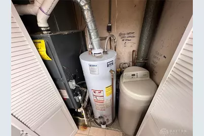 6204 Alter Road, Huber Heights, OH 45424 - Photo 9