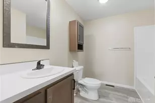 411 Kalynn Cir, Fairborn, OH 45324 - Photo 9