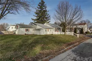 124 Hall St, Greenville, OH 45331 - Photo 3