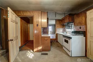 124 Hall St, Greenville, OH 45331 - Photo 15