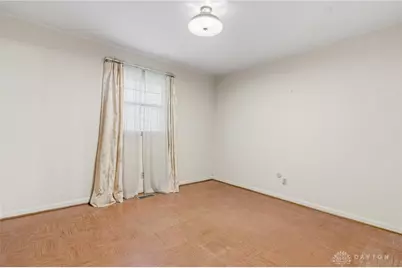 1379 Honeysuckle Drive, Fairborn, OH 45324 - Photo 9