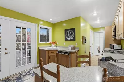 129 Outerview Drive, Xenia, OH 45385 - Photo 7