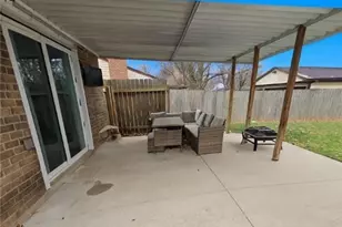 7937 Rustic Woods Dr, Dayton, OH 45424 - Photo 15