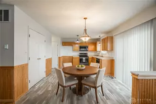 6651 Greeley Ave, Dayton, OH 45424 - Photo 13