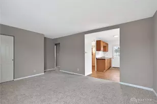 153 N Diana Ln, Fairborn, OH 45324 - Photo 9