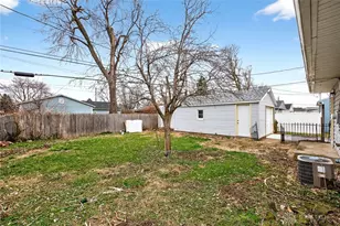 153 N Diana Ln, Fairborn, OH 45324 - Photo 23