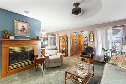 623 Thornburg, Tipp City, OH 45371 - Photo 7