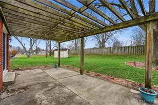 2324 Belloak Dr, Dayton, OH 45440 - Photo 39