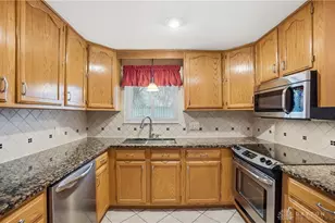 2324 Belloak Dr, Dayton, OH 45440 - Photo 17