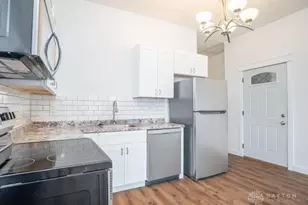 219 Public Sq, Troy, OH 45373 - Photo 7