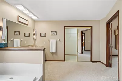 7128 Hartcrest Lane, Dayton, OH 45459 - Photo 23