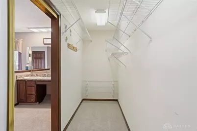 7128 Hartcrest Lane, Dayton, OH 45459 - Photo 27