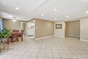 2000 Meadowside Ln, Dayton, OH 45458 - Photo 11