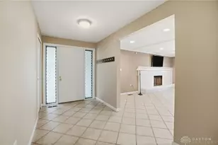 2000 Meadowside Ln, Dayton, OH 45458 - Photo 7