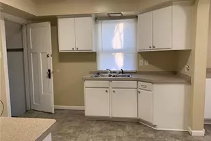 154 W Hudson Ave, Dayton, OH 45405 - Photo 3